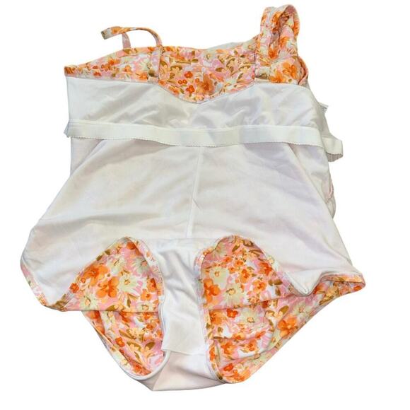 Kona Sol One Shoulder Floral Orange One Piece Swimsuit Women’s 22 Beach Vacation - Picture 4 of 9